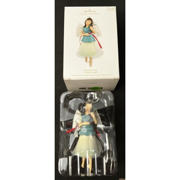 2011 Hallmark Keepsake Ornament Eternal Love Holiday Angel Series Christmas HM11 - Picture 3 of 4